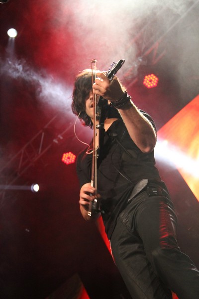 Avo Demirdjian in Concert